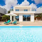 Villa Coral Bay 7 *