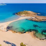 Villa Coral Bay 7 *