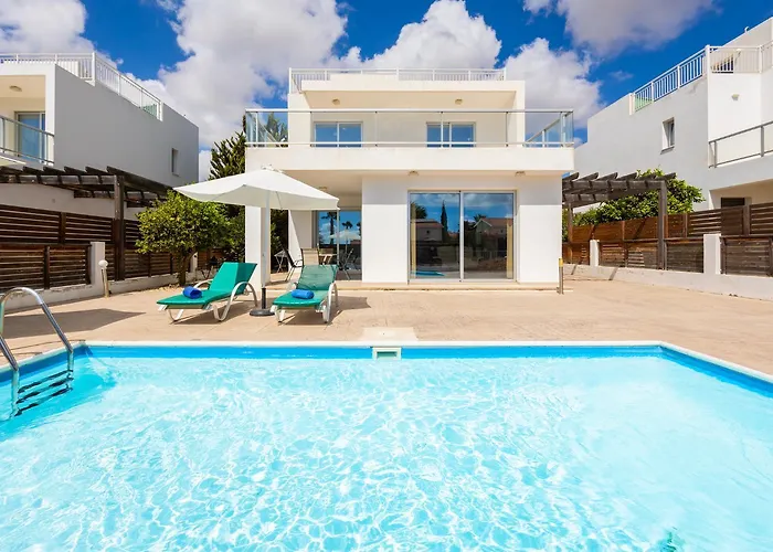 Вилла Coral Bay 7 *